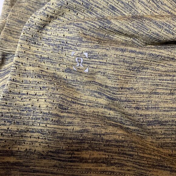 Lululemon Men's Green Time To Get Dirty Get Outside Activewear Top Size L - Picture 6 of 7